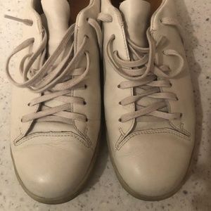 Men's Clark Factory White Leather Sneakers Size 11